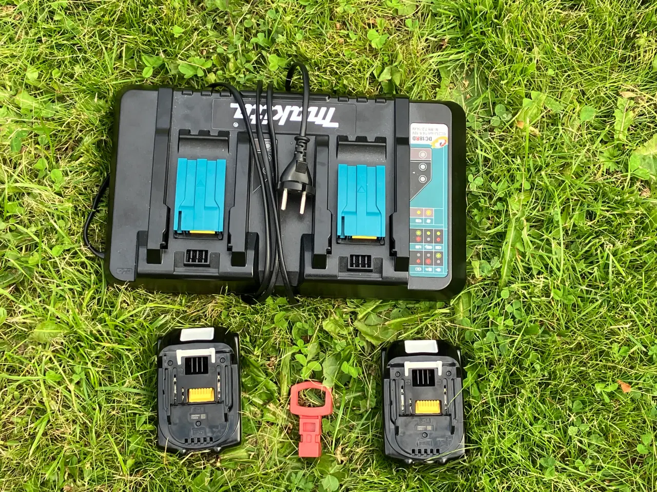 Billede 5 - Makita akkuplænklipper 
