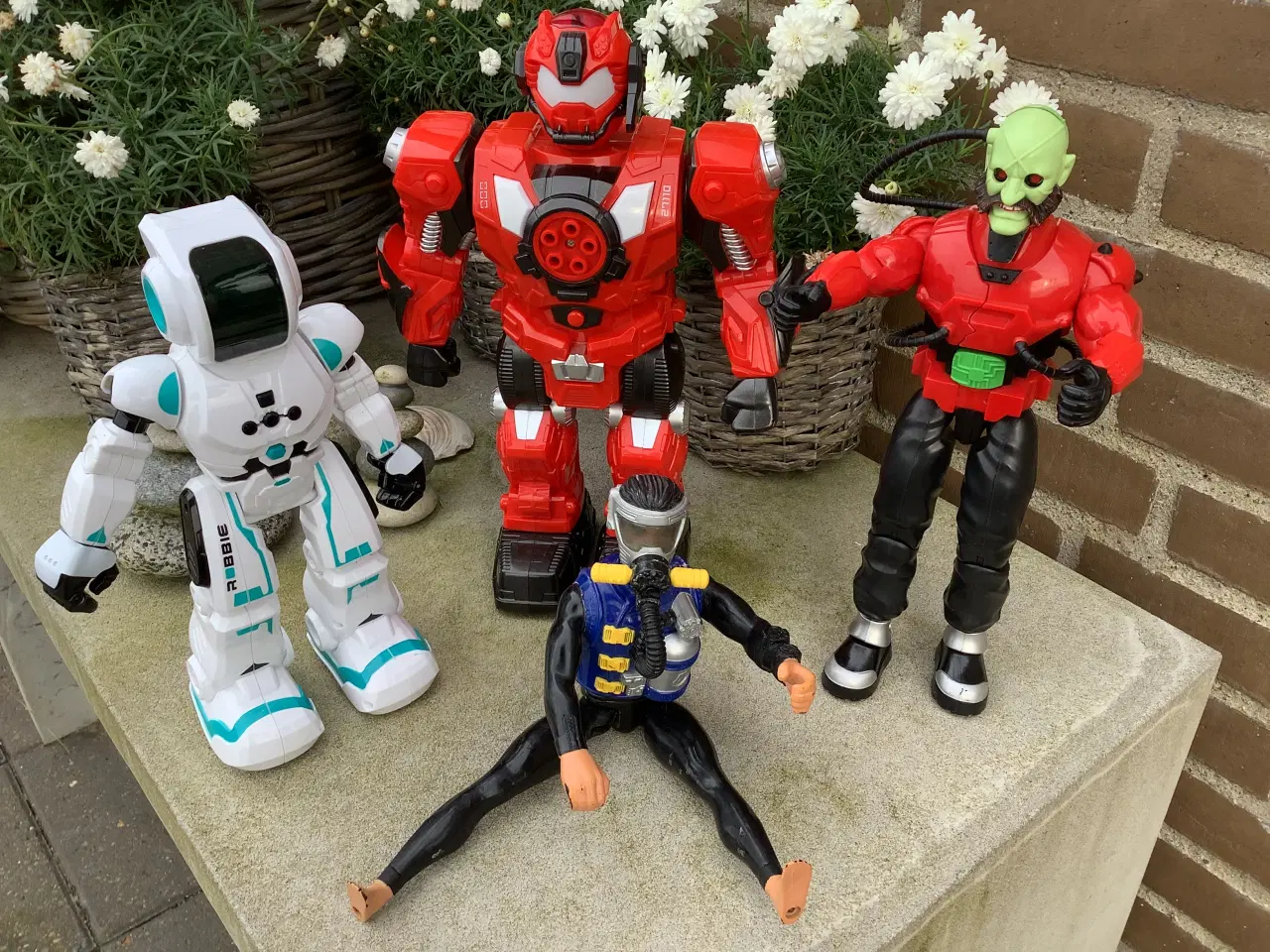 Billede 1 - Action - Robot figurer 