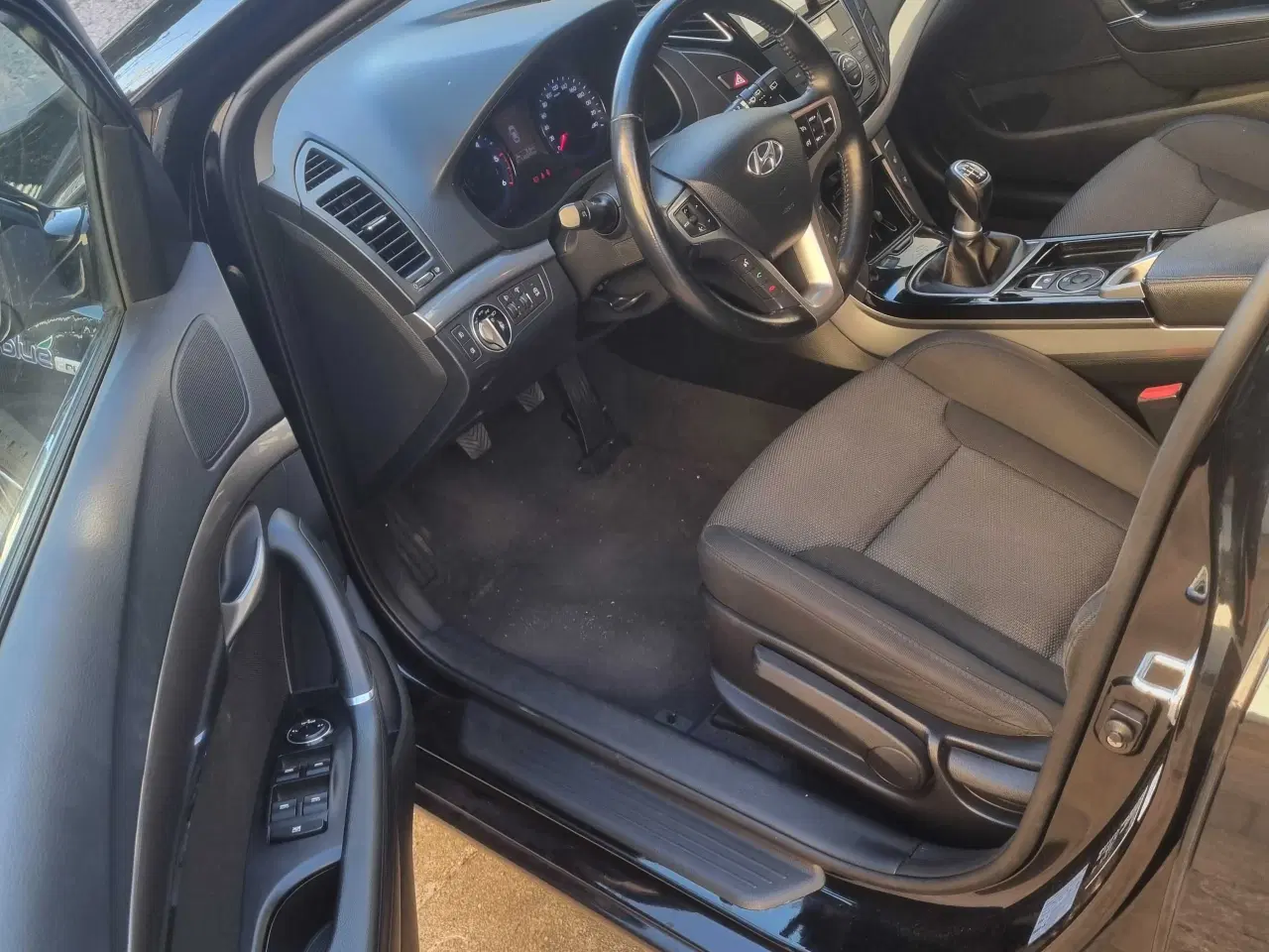 Billede 8 - lækker tidsløst Hyundai i40