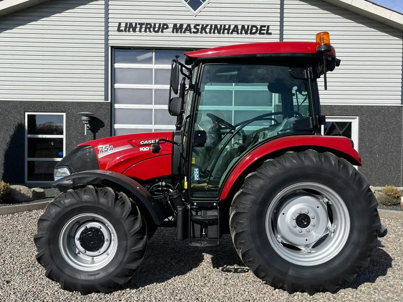 Billede 8 - Case IH Farmall 75 A Med Quicke frontlæsser med Euroskifte, 3die funktion og dæmper, samt og brede hjul.