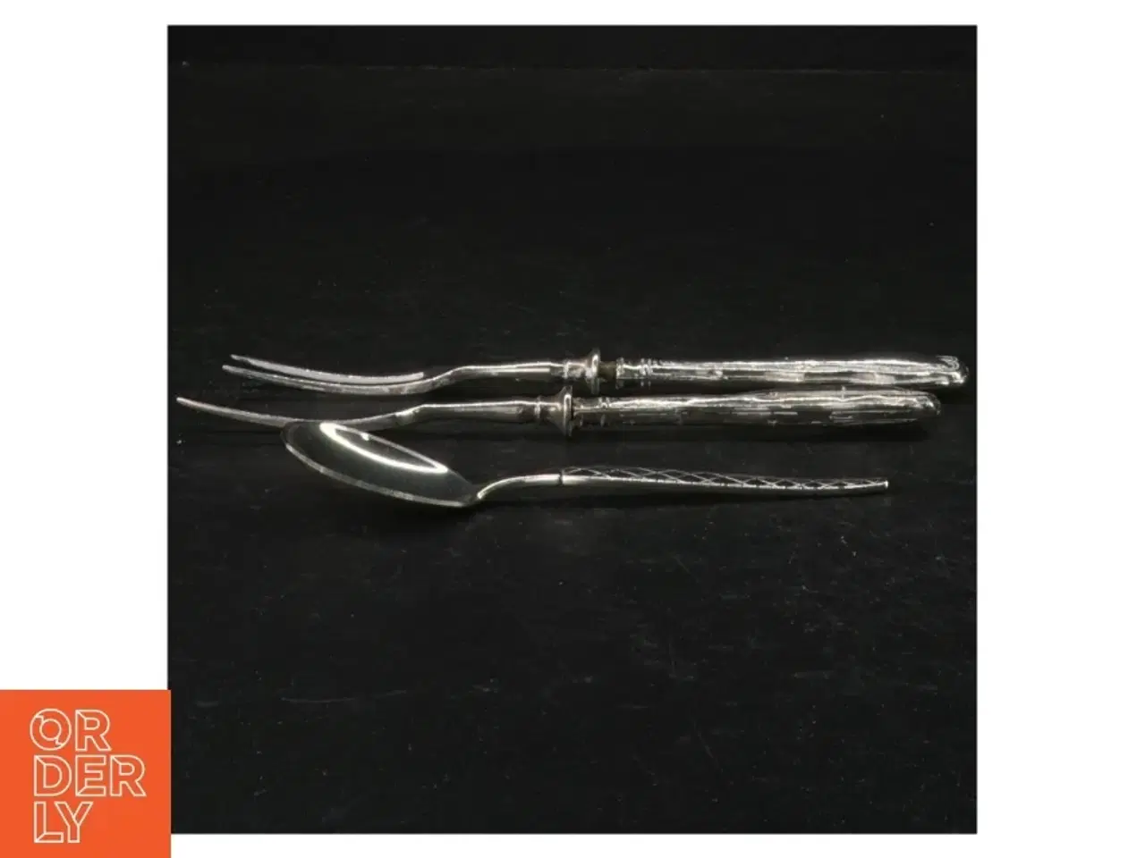 Billede 2 - Sølvbestikssæt  (str. 17 cm. og 13 cm)