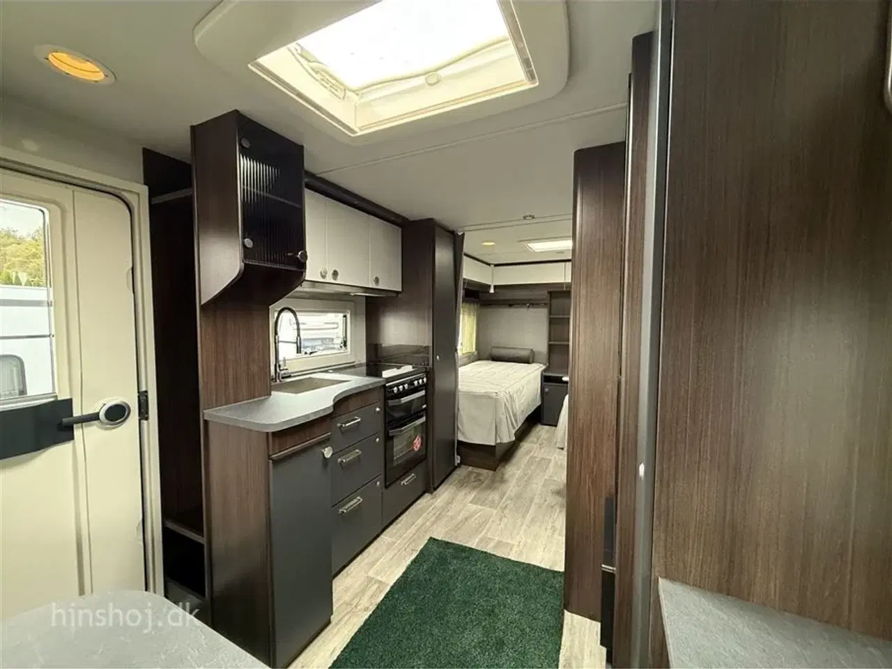 Billede 6 - 2026 - Polar Blackline 590 S   Lækker Vintervogn fra Polar med  enkelsenge fra Hinshøj Caravan