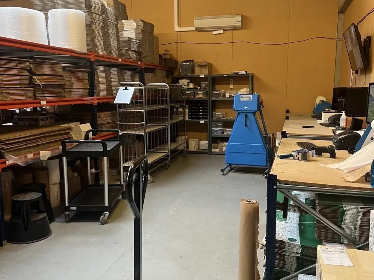 Billede 7 - Super velbeliggende lager med kontor