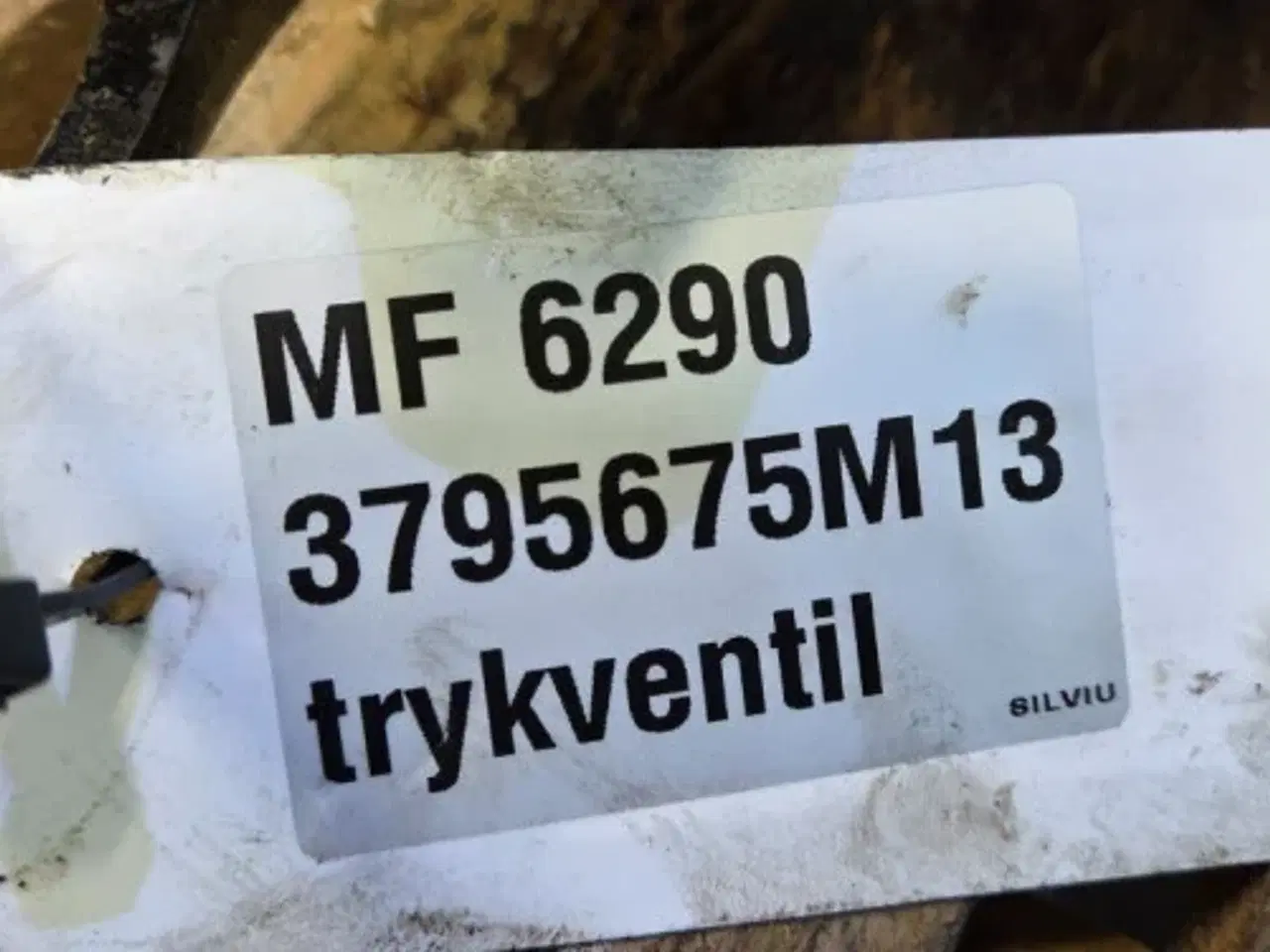 Billede 10 - Massey Ferguson 6290 Trykventil 3795675M13