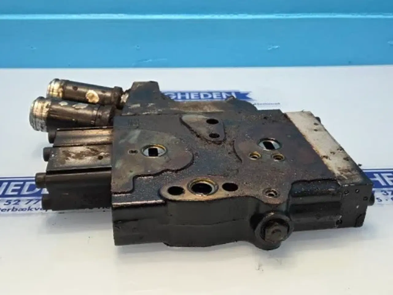 Billede 5 - Case Optum 300 Hydraulikventil 47723760