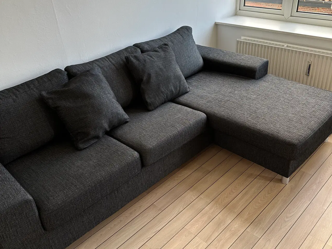 Billede 1 - Sofa fra Ilva med vendbar chaiselong