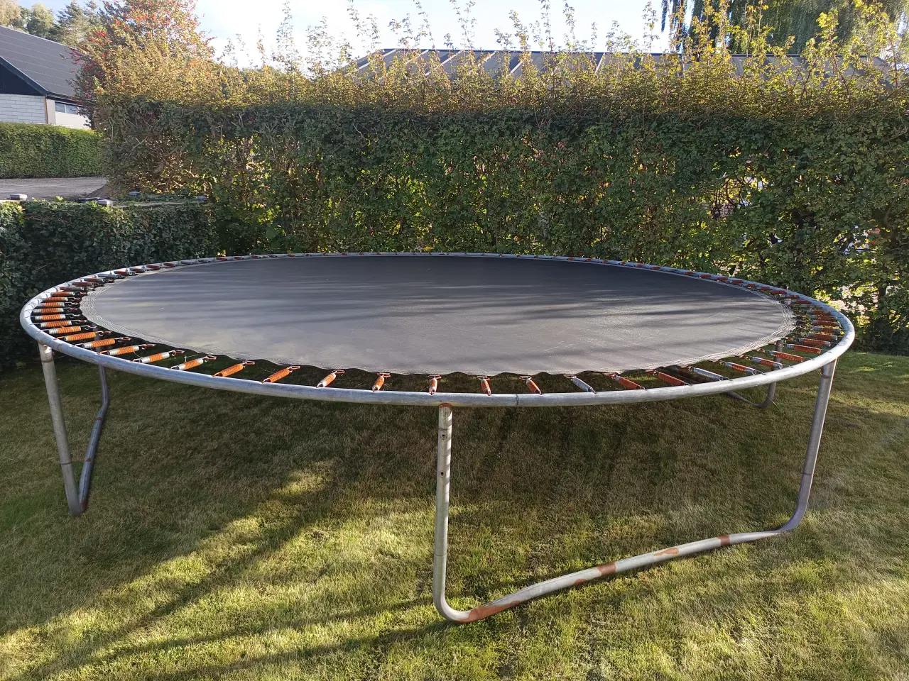 Billede 4 - Gratis trampolin