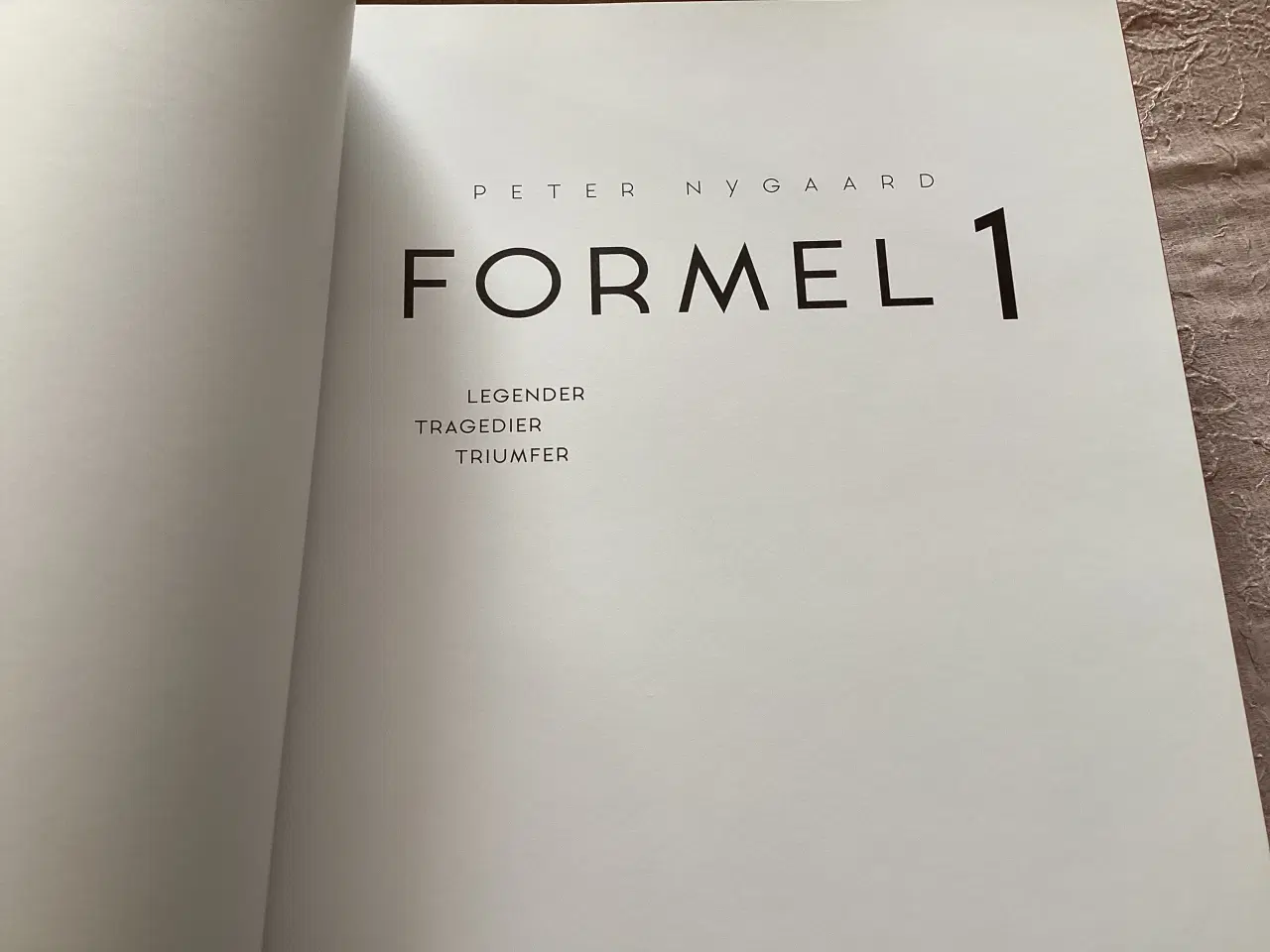 Billede 2 - Formel 1 bog med mange billeder og tekst