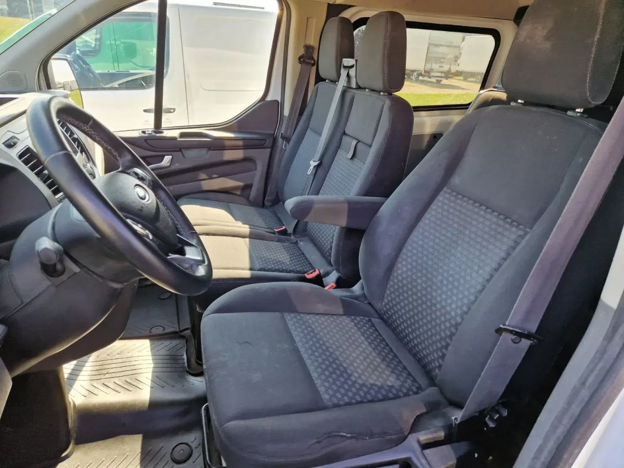 Billede 6 - Ford Transit Custom 300L 2,0 TDCi 130 Trend Mandskabsvogn