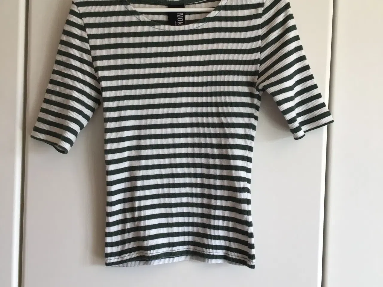 Billede 2 - T-shirts og toppe