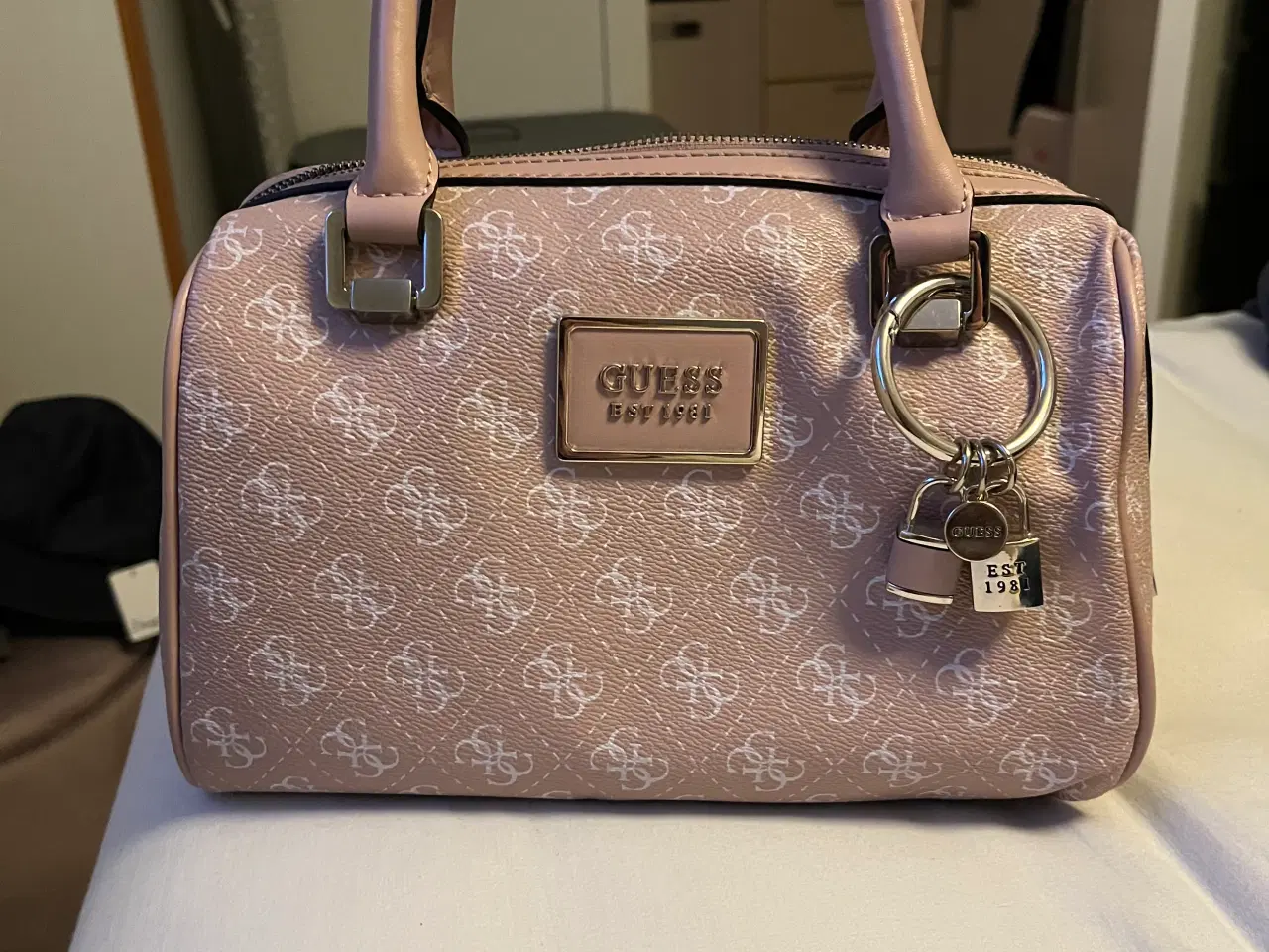 Billede 6 - Ægte Guess taske 