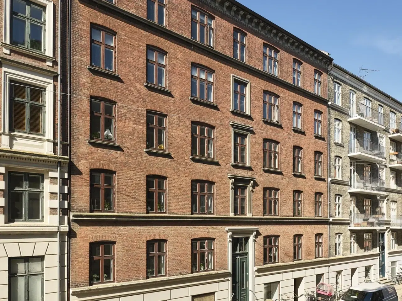 Billede 1 - Kontor/klinik til leje på Kroghsgade 3