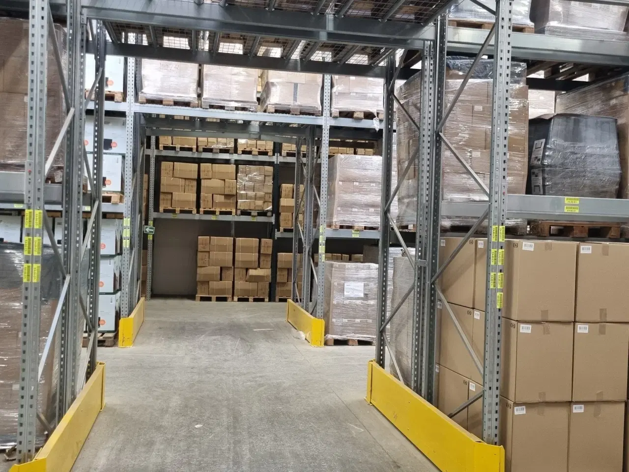 Billede 5 - Lager med kontor