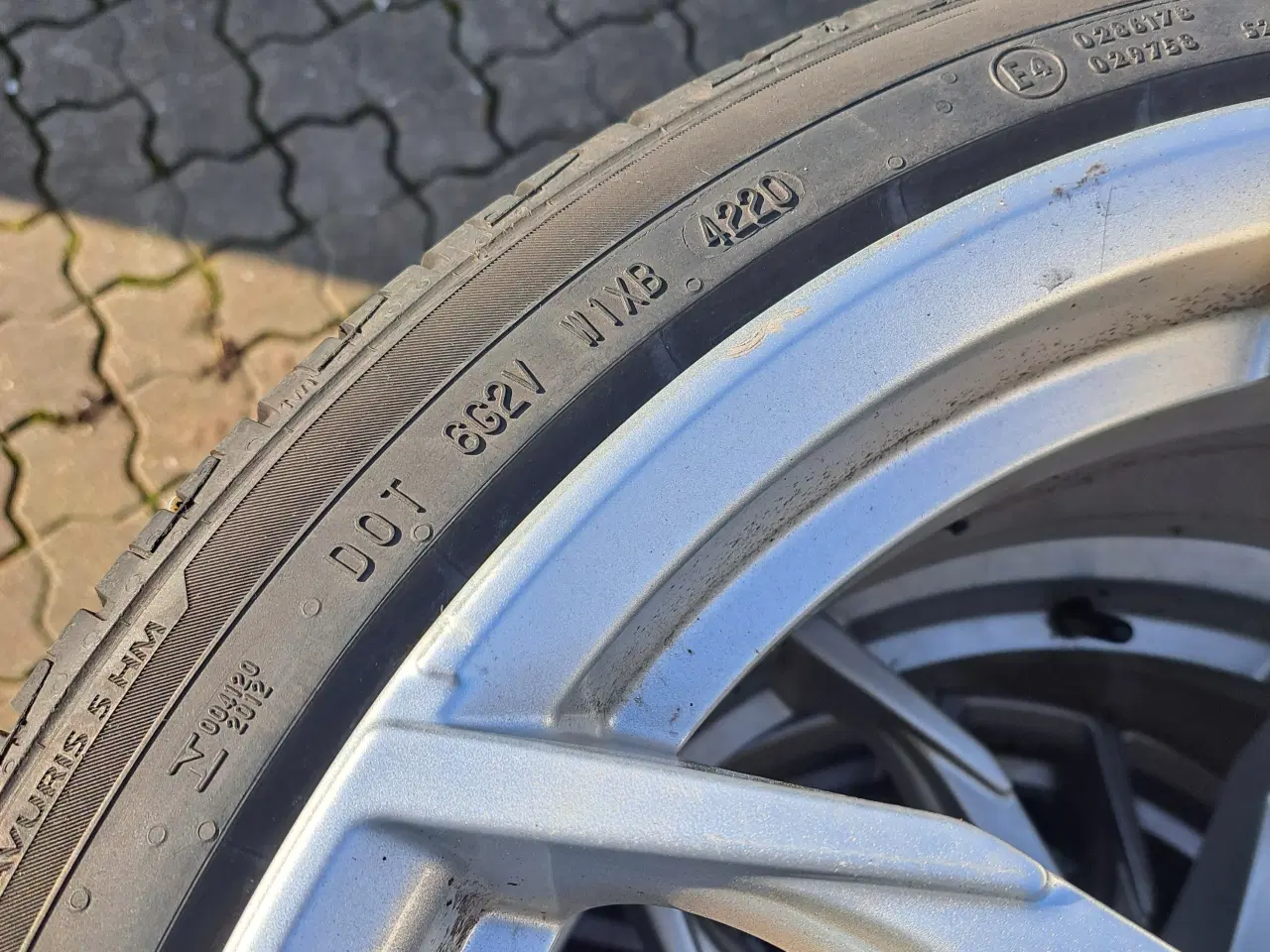 Billede 4 - 19 " alufælge med sommerdæk 