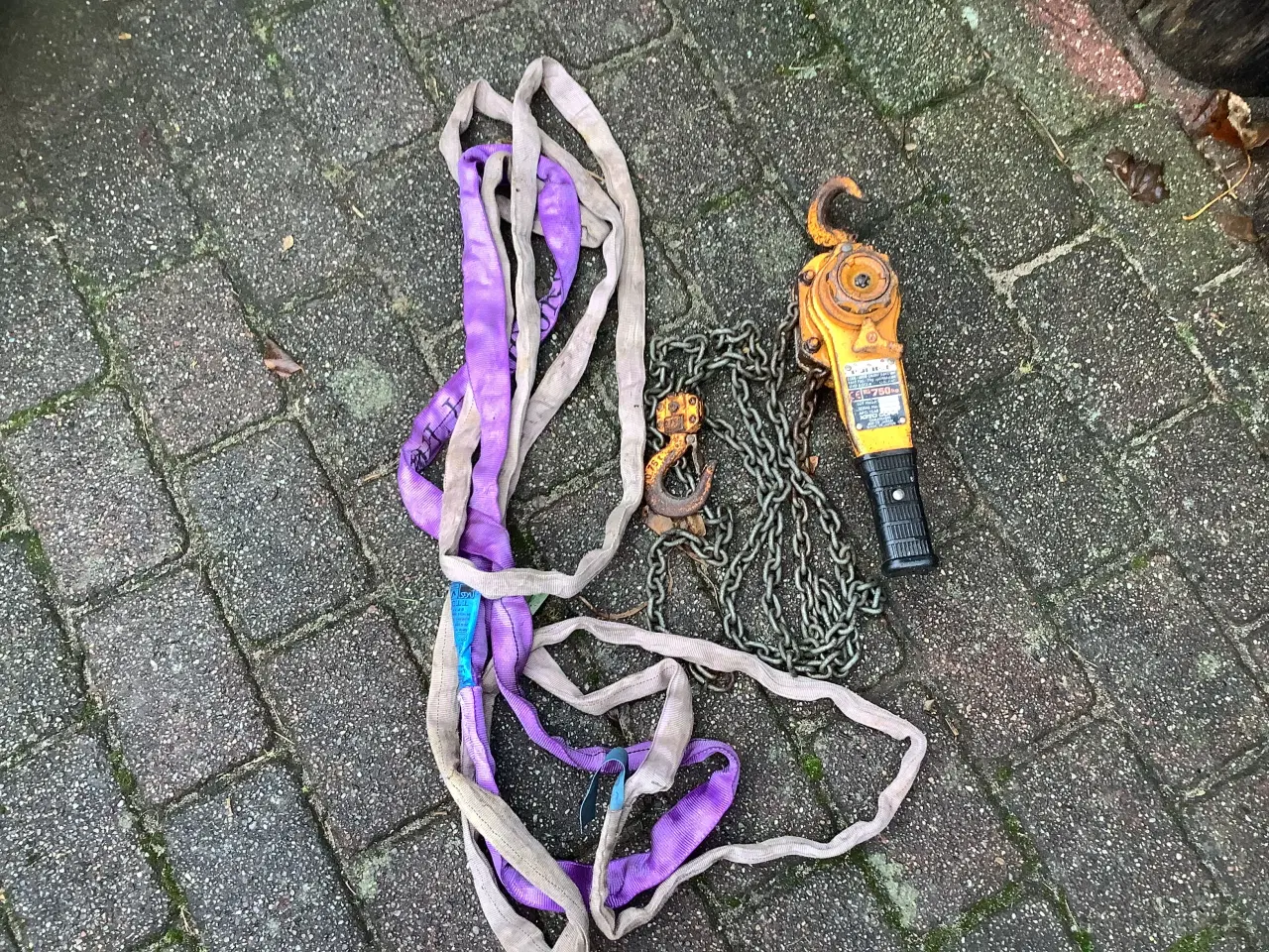 Billede 1 - Talge 750 kg og stroppe