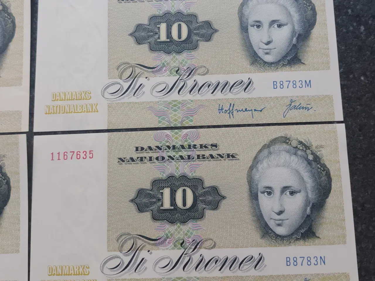 Billede 2 - 10 Kr sedler 10 stk 1977 + 1978 2 stk i numreorden