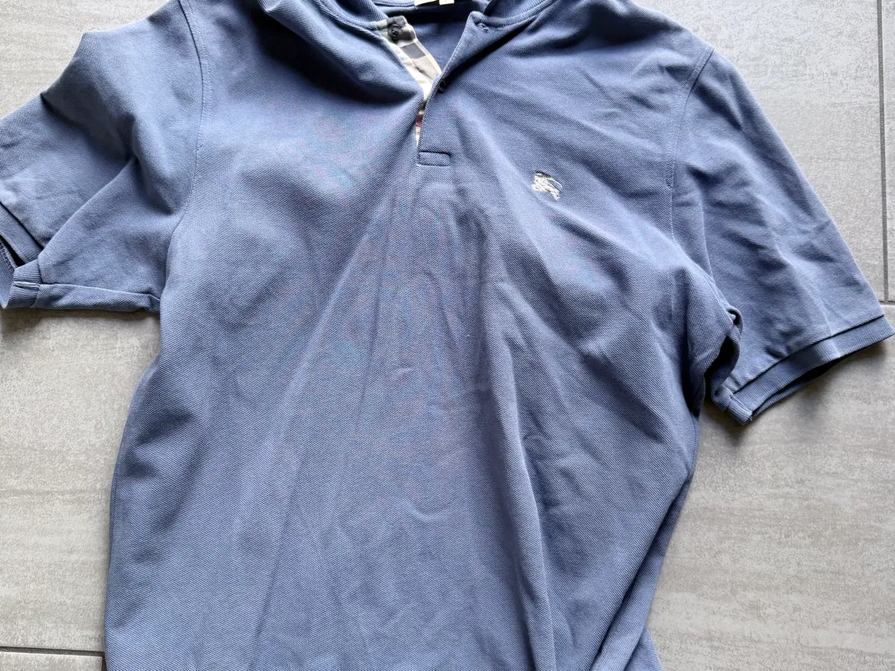 Billede 1 - Burberry Polo i str. L