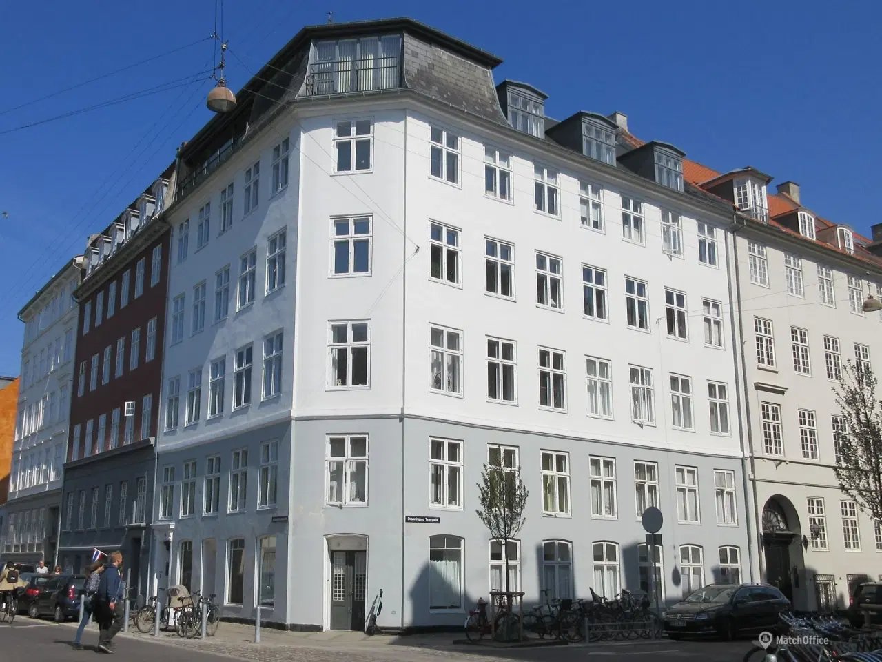 Billede 1 - Charmerende lille lejemål lige ud til Kongens Have