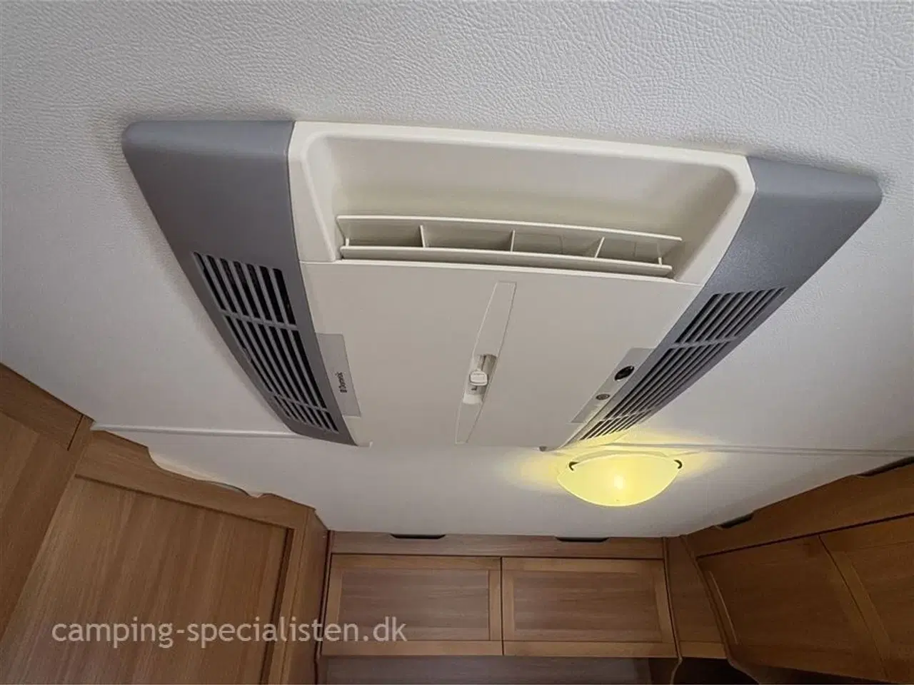 Billede 18 - 2009 - Kabe Royal 560 XL KS   Kabe Royal 560 XL KS 2009 - Se den ny hos Camping-Specialisten.dk