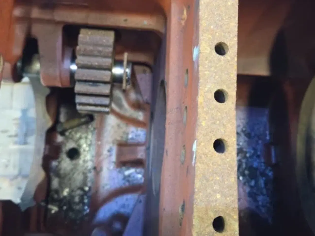 Billede 4 - Ford 8210 Gearkasse Hus E2NN7006EA