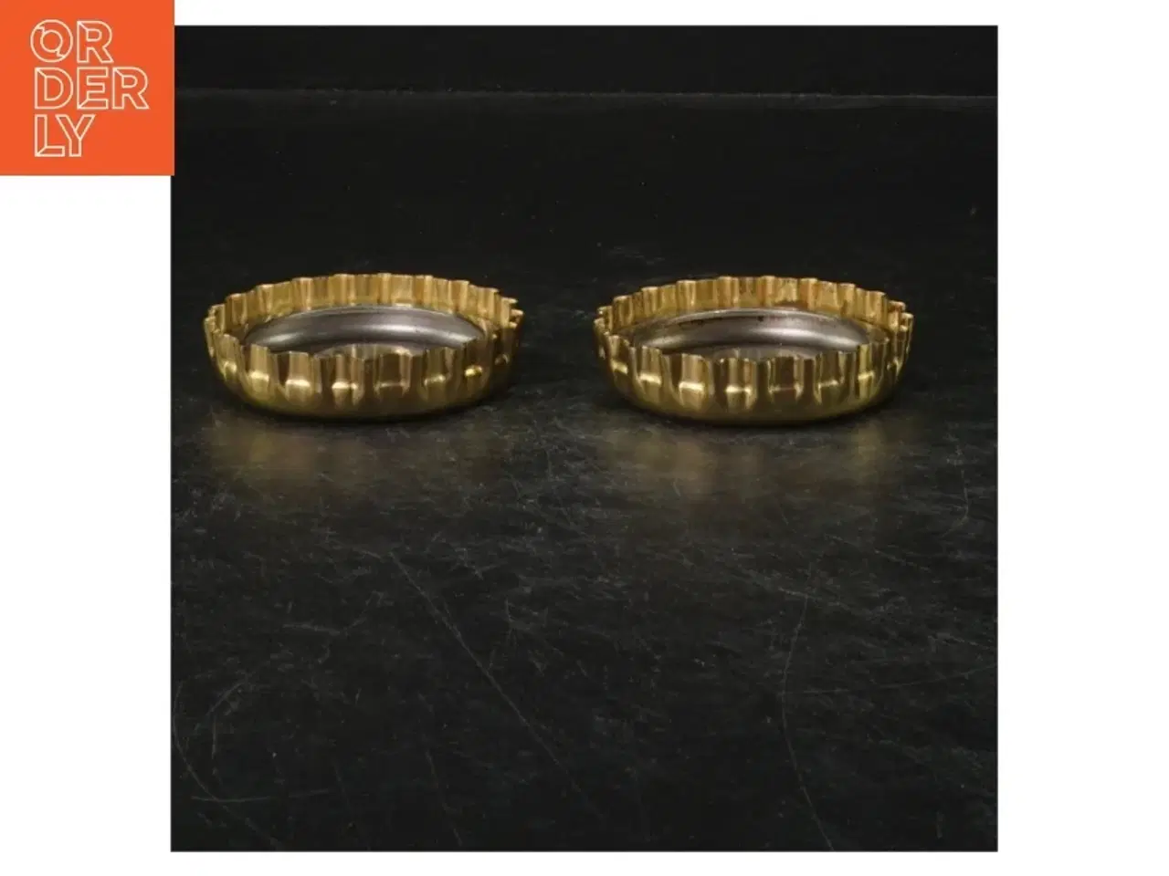 Billede 1 - Messinglysestage i flasketop design fra Georg Jensen (str. Ø 7 cm. 2 styk)