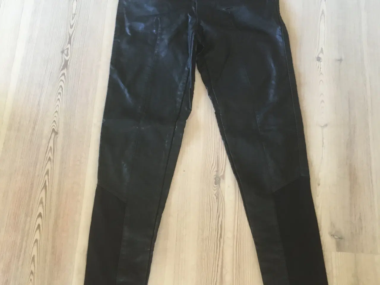 Billede 1 - Sort jeans fra Only, str. 34
