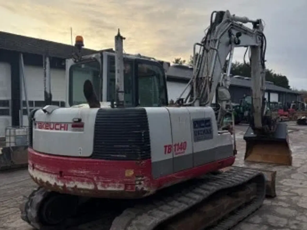 Billede 3 - Gravemaskine med rotortilt