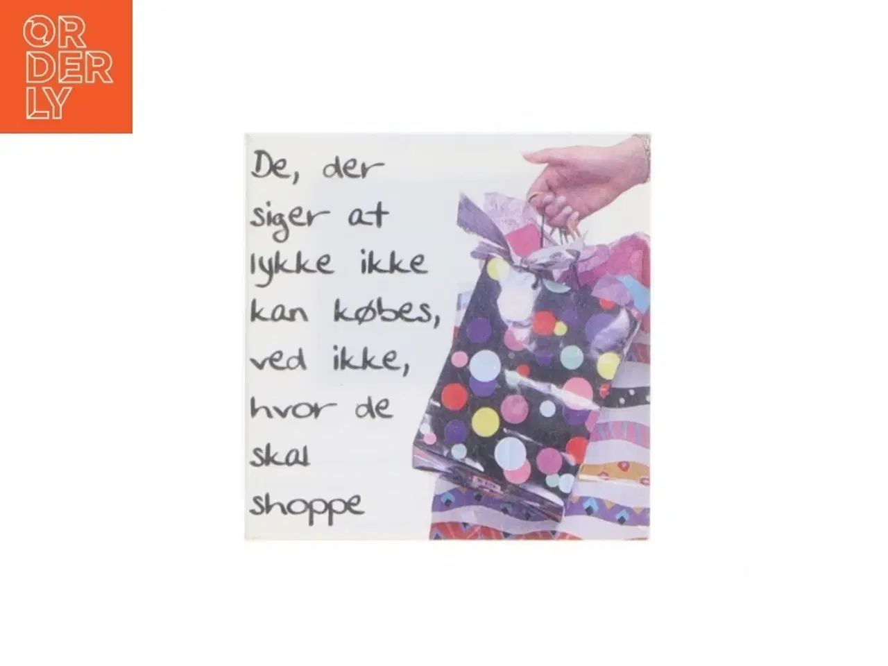 Billede 1 - Magnet med tekst og gaveillustration (str. 6 og en halv cm x 6 og en halv cm)