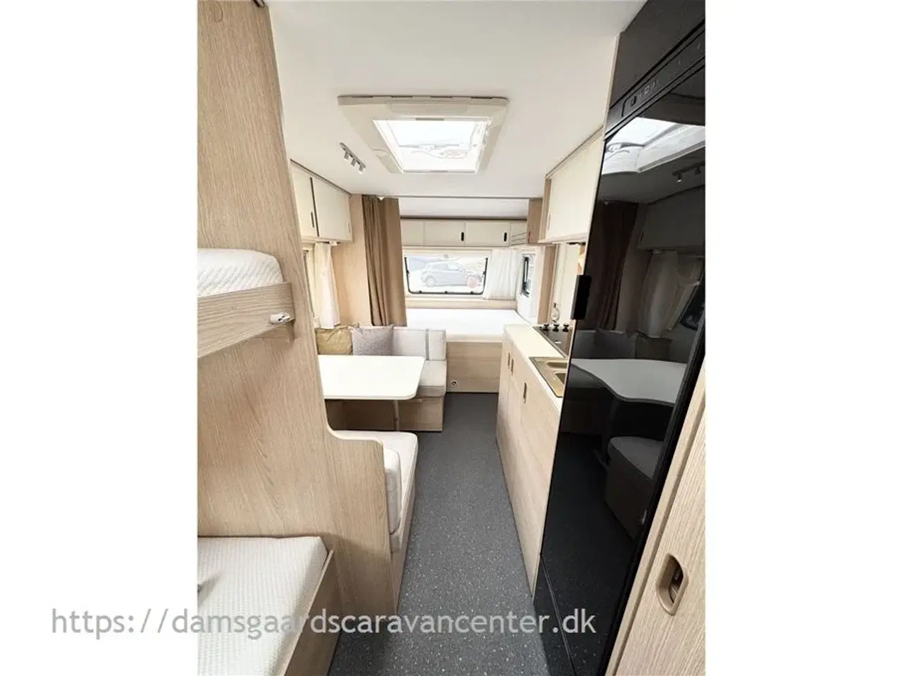 Billede 8 - 2024 - Adria Aviva 522 PT   Dobbeltseng-Køjer-telt-mover