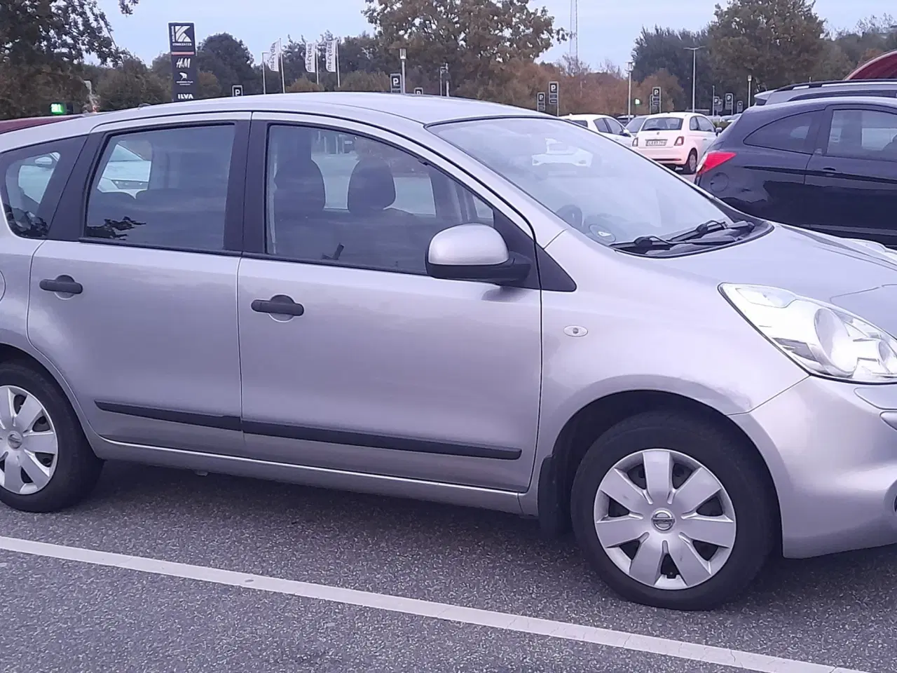 Billede 2 - Nissan note 1,4 benzin lav km tal 98000km 