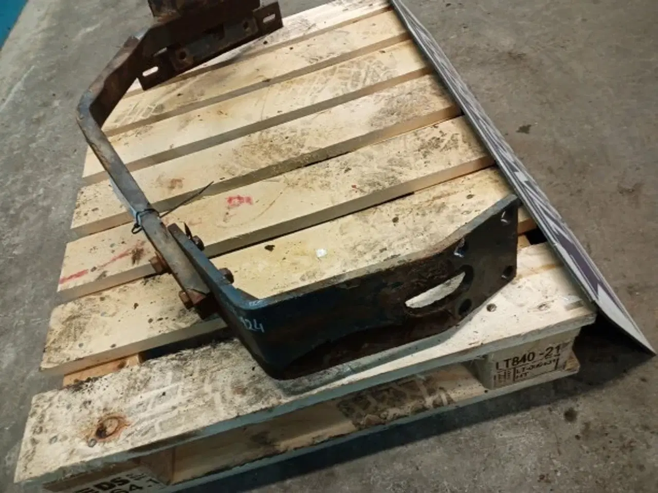 Billede 7 - New Holland LB115B H. Forskærm 85806215