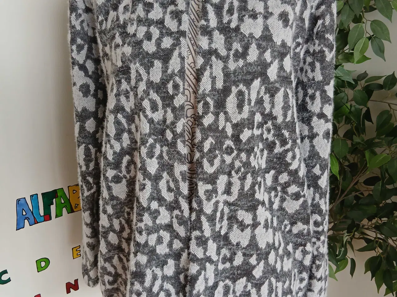 Billede 1 - Cardigan. Luxzuz. Medium/38