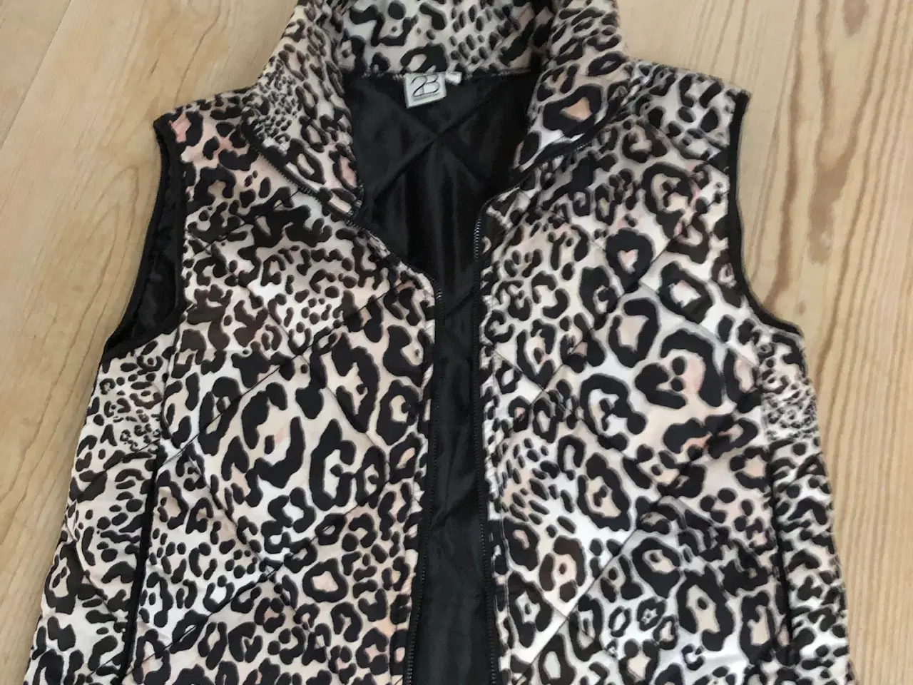 Billede 1 - 2 biz leopard vest str M/L