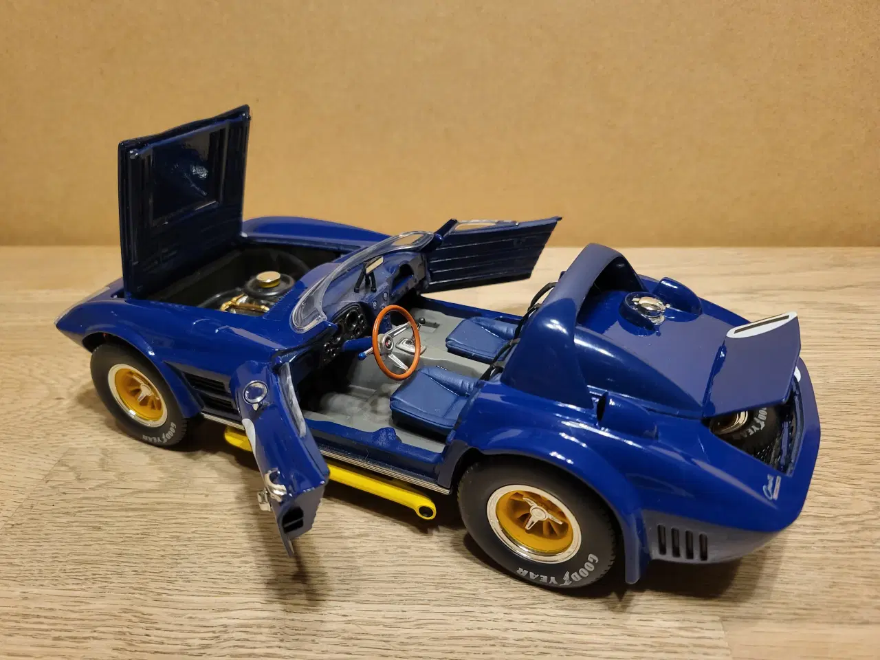 Billede 6 - Modelbil. CHEVROLET CORVETTE GRAND SPORT (1964) Sk