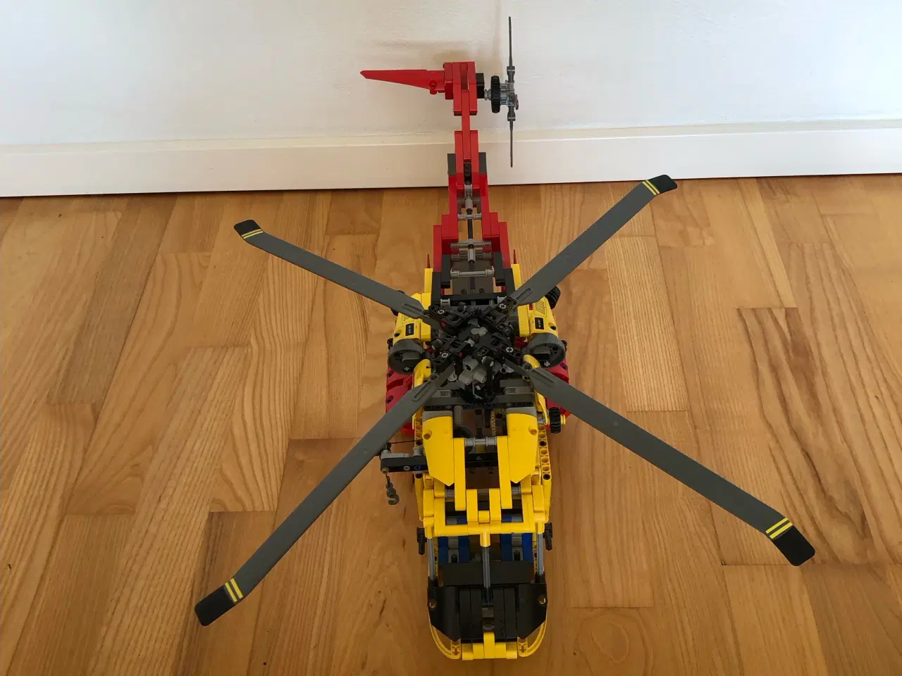 Billede 3 - Lego technic 9396 helikopter