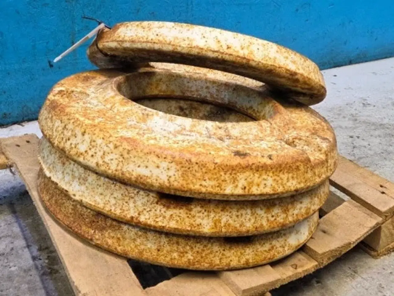 Billede 19 - New Holland T5050 Hjulvægt Sæt 5113181