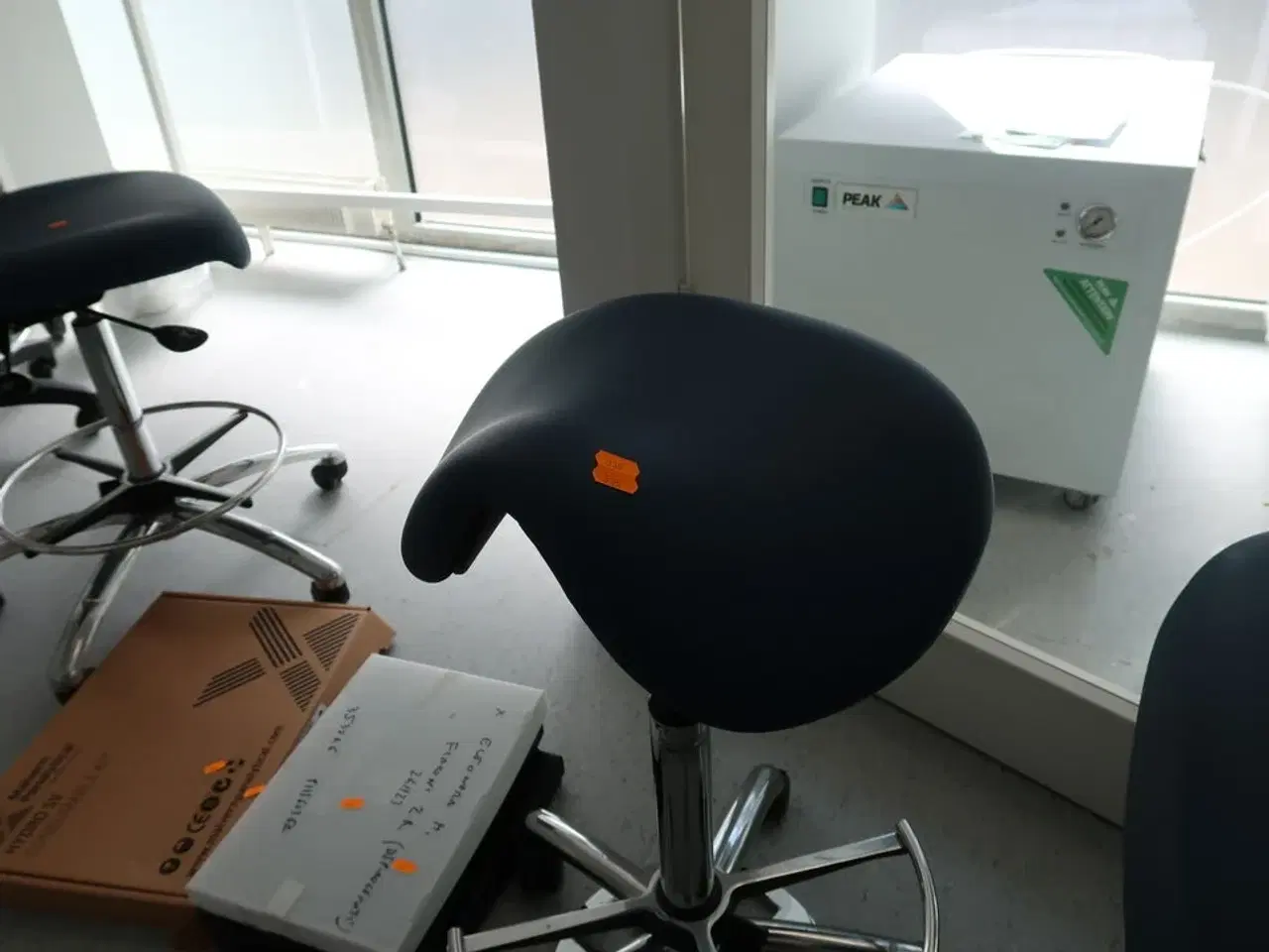 Billede 2 - Laboratoriestol VELA MEDICAL CHAIRS
