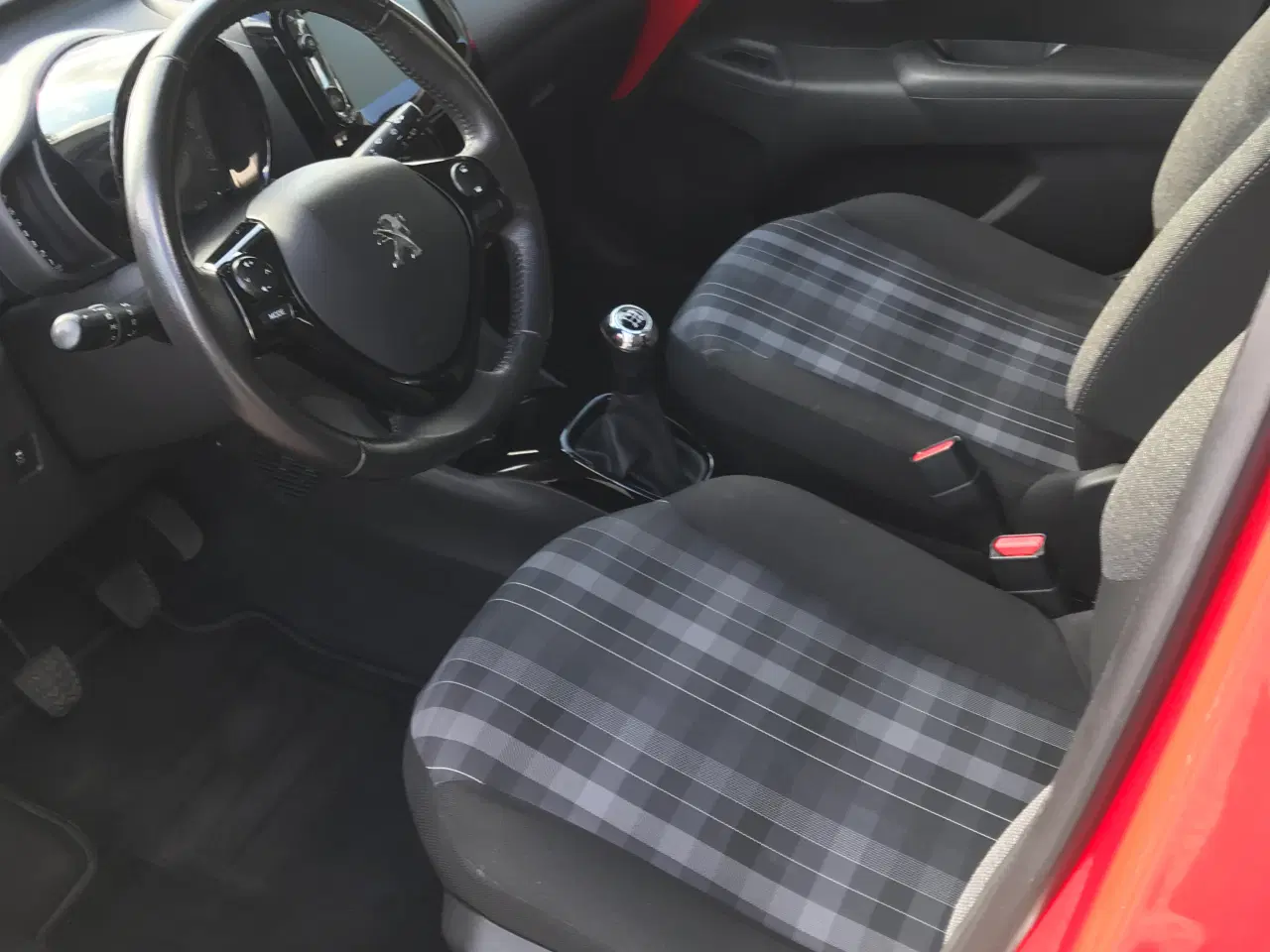 Billede 15 - Velholdt Peugeot 108 - årg. 2019