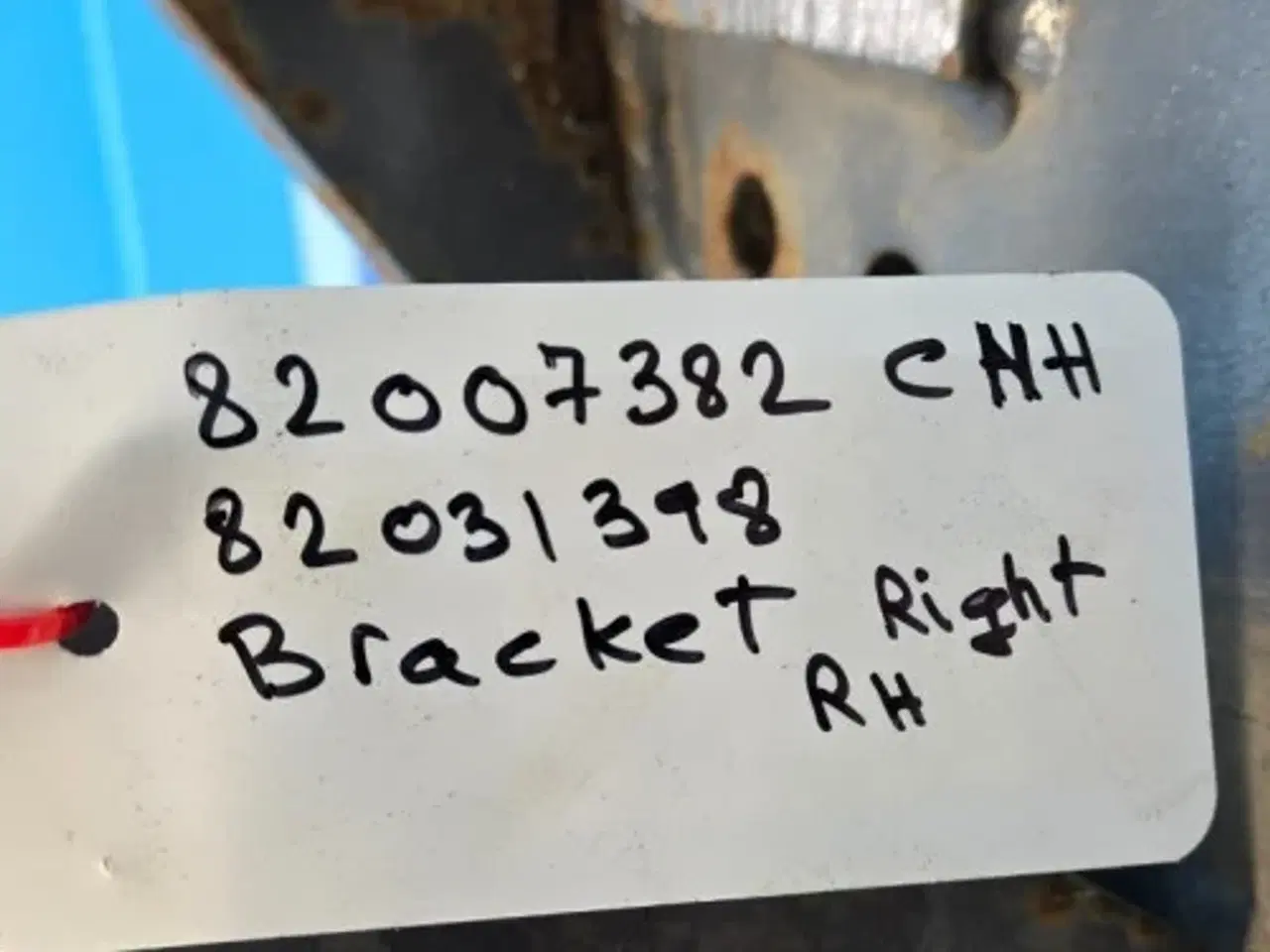 Billede 16 - New Holland TS110 Beslag R. 82007382