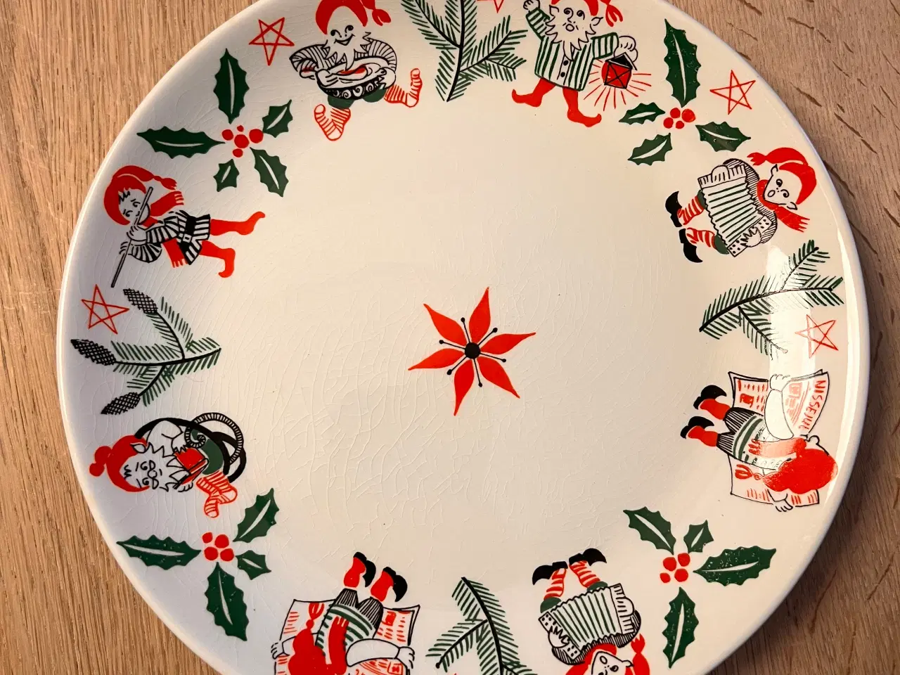 Billede 1 - Stavangerflint juletallerken – “Nissejul” fra 1960