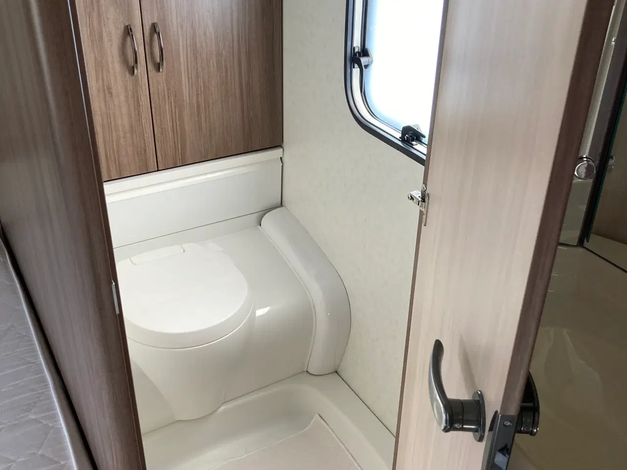 Billede 8 - Hobby Campingvogn 460 UFE DE LUXE