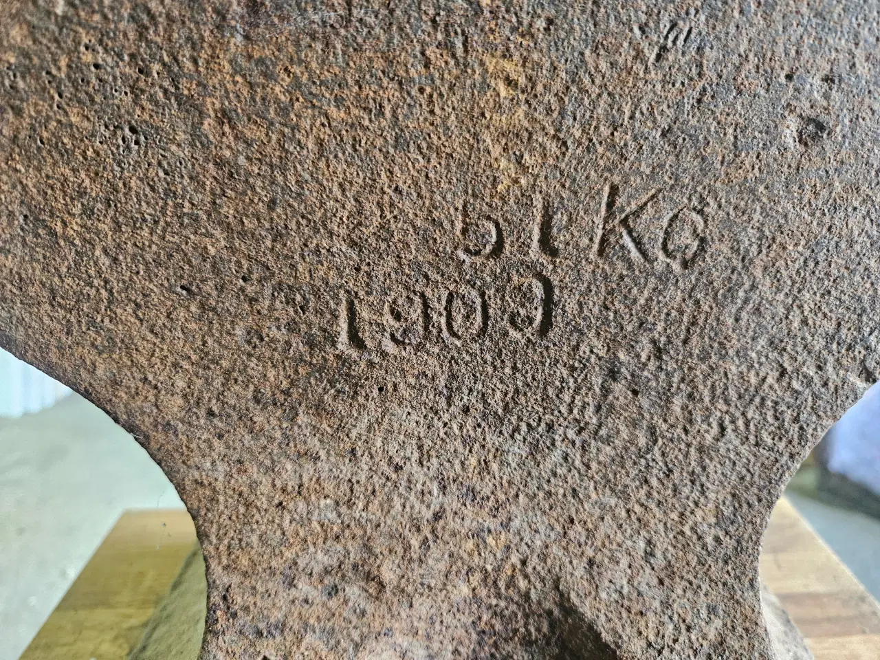 Billede 2 - Ambolt 51kg 60cm 