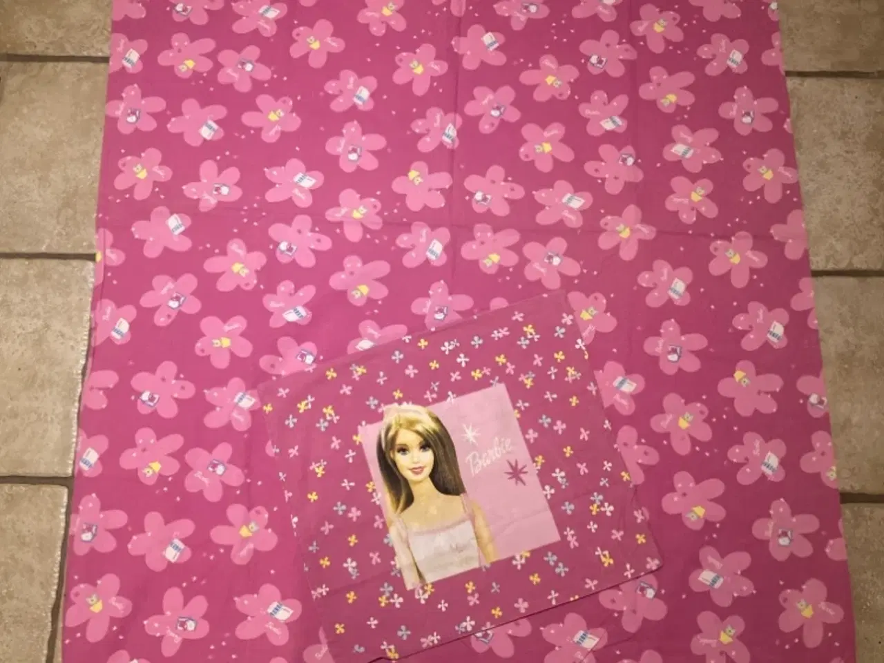 Billede 1 - 2 sæt Barbie sengetøj