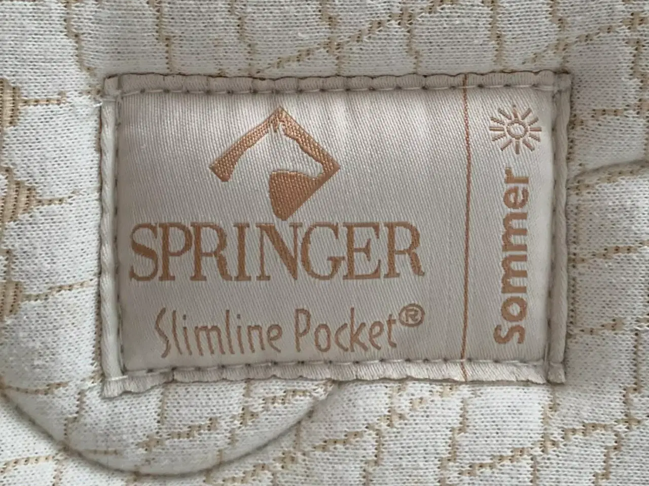 Billede 3 - Komfortabel Auping dobbelt seng med madras- både 1