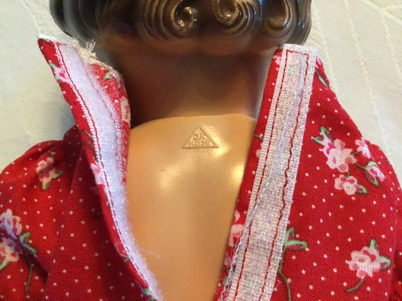 Billede 2 - Gammel dukke fra JK Køge