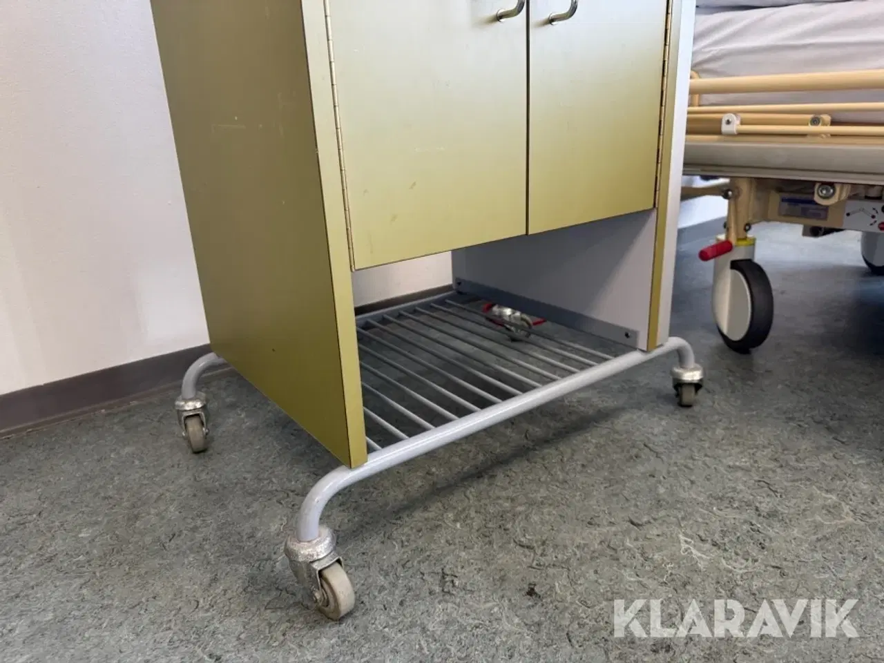 Billede 6 - Hospitalsseng med rullebord 7 styk