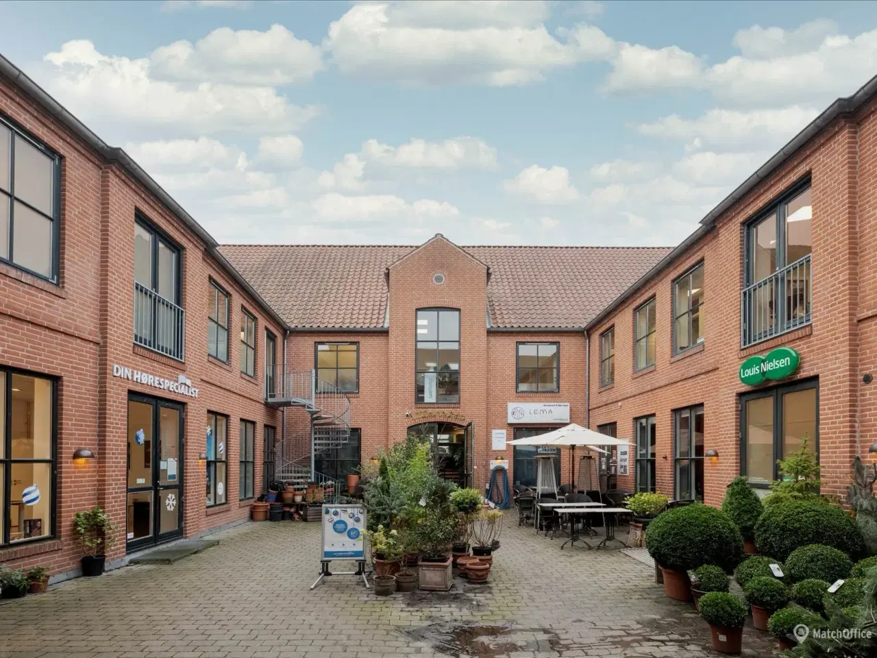 Billede 1 - Kontor på gågaden i Hørsholm