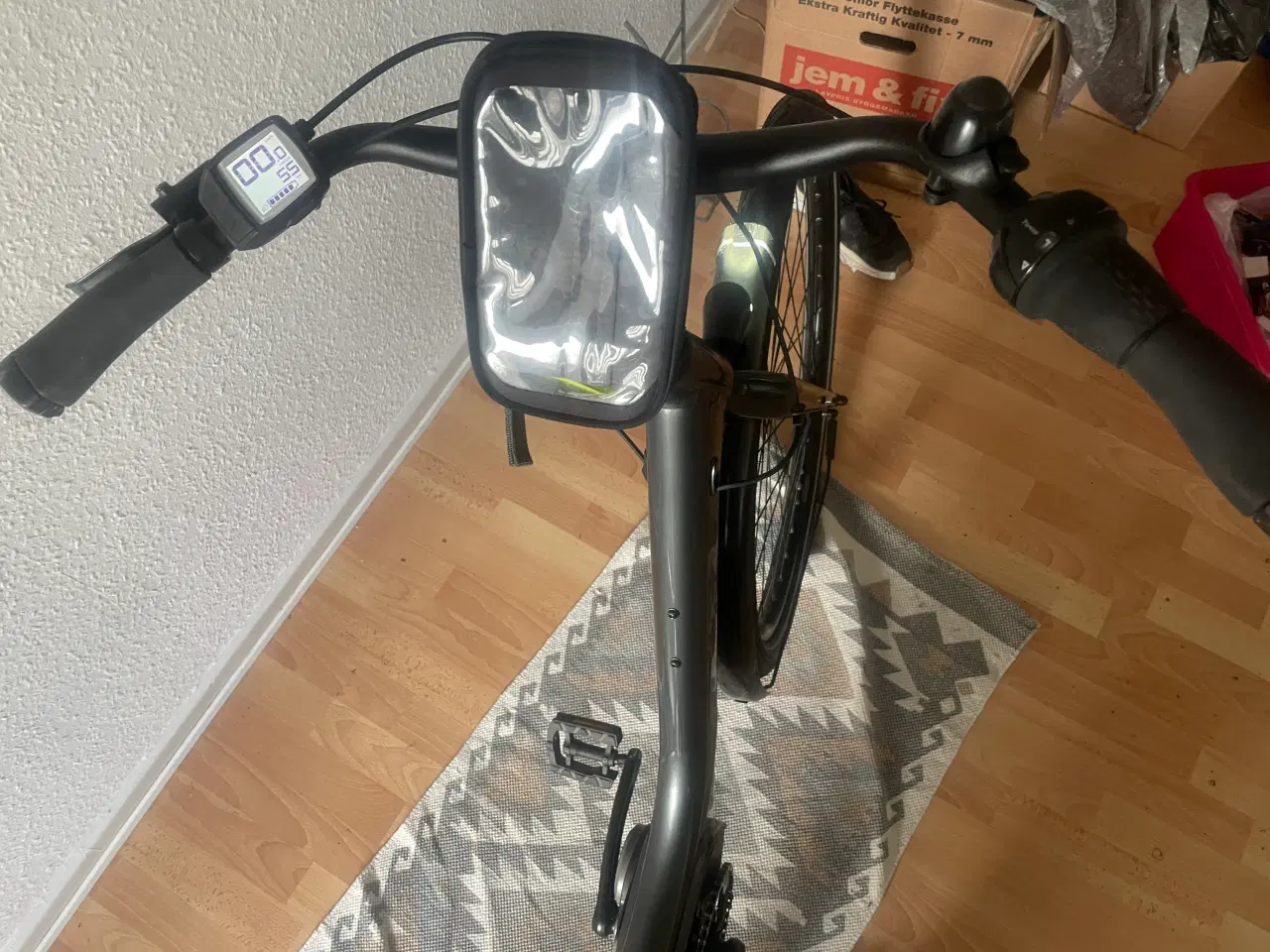 Billede 7 - Elcykel Trek District+ 1C - Grey L (500Wh) 