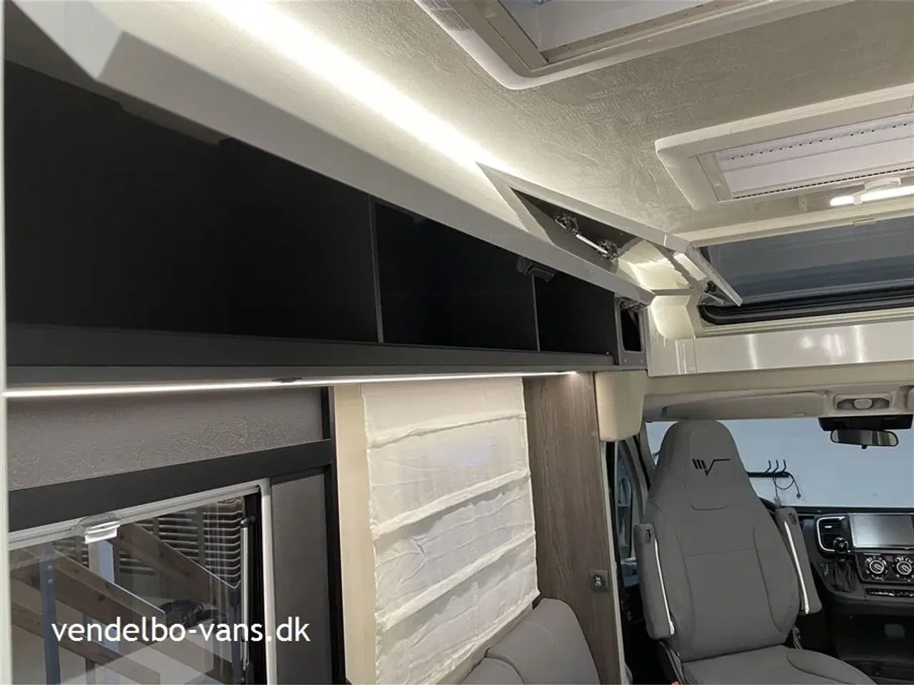 Billede 28 - 2025 - Mobilvetta KEA Kompakt 64   Ny kompakt modelserie fra Mobilvetta (smallere, lavere, kortere, lettere) - KEA 64 med enkeltsenge