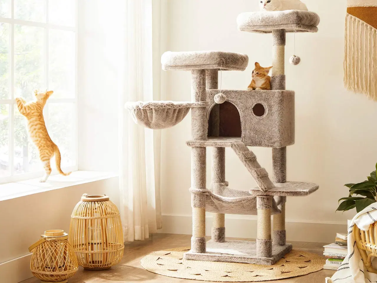 Billede 4 - Kattetræ FEANDREA – kradsetræ med blød beklædning, lys brun, 135 cm